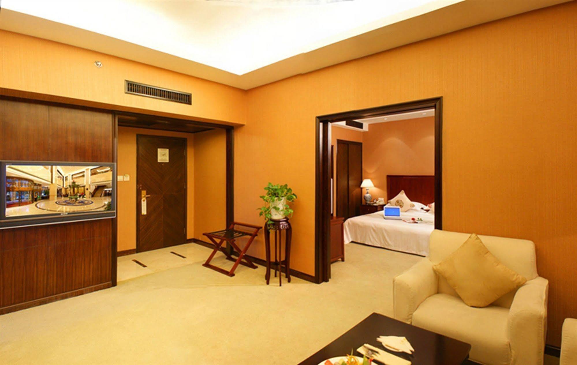 Yiwu Yi He Hotel מראה חיצוני תמונה